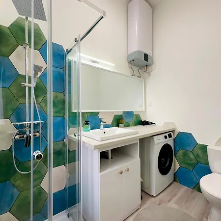Colorful By The Danube ---free Parking--- Appartamento