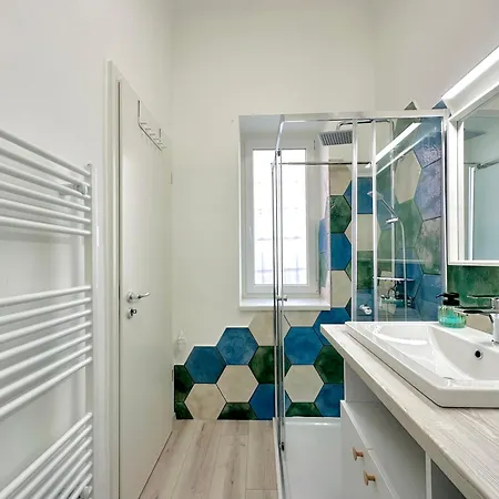 Colorful By The Danube ---free Parking--- Apartamento *